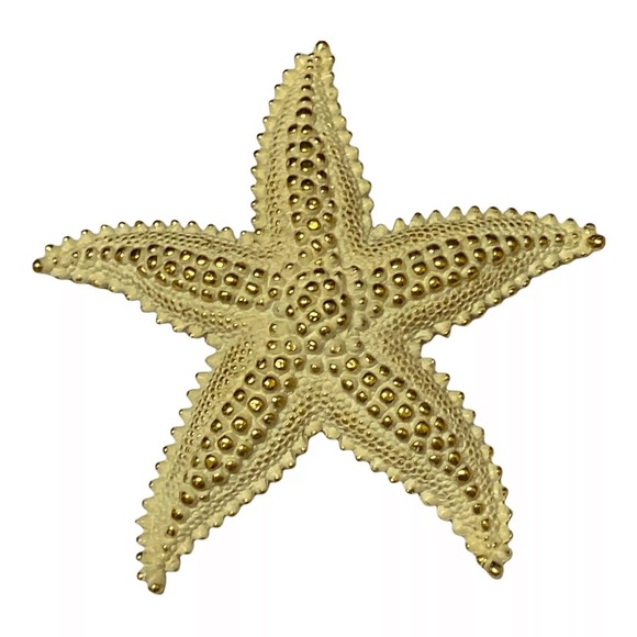 Monet Jewelry - Vintage Monet Textured Gold Tone Starfish Pin Brooch Sea Star